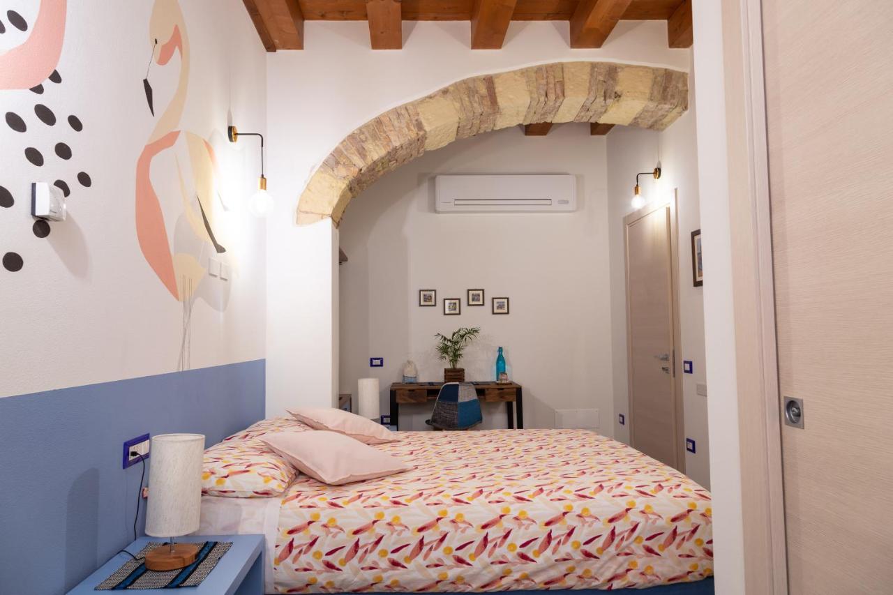 Trigu & Mangoni Bed & Breakfast กาญารี ภายนอก รูปภาพ